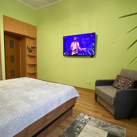 Lublinbnb - Exclusive Family Apartment ------ In The Heart Of Lublin -------------------------------- Bedroom & Living Room & Kitchen Exterior photo